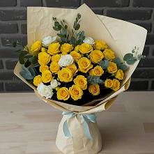 Букет цветов из:  Розы в Шелковке