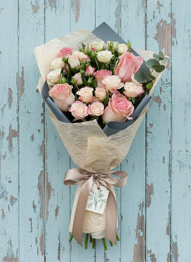 Букет цветов из: Розы в Шелковке