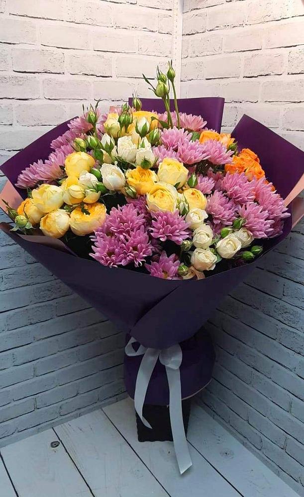 Букет цветов из: Хризантемы и Розы в Шелковке