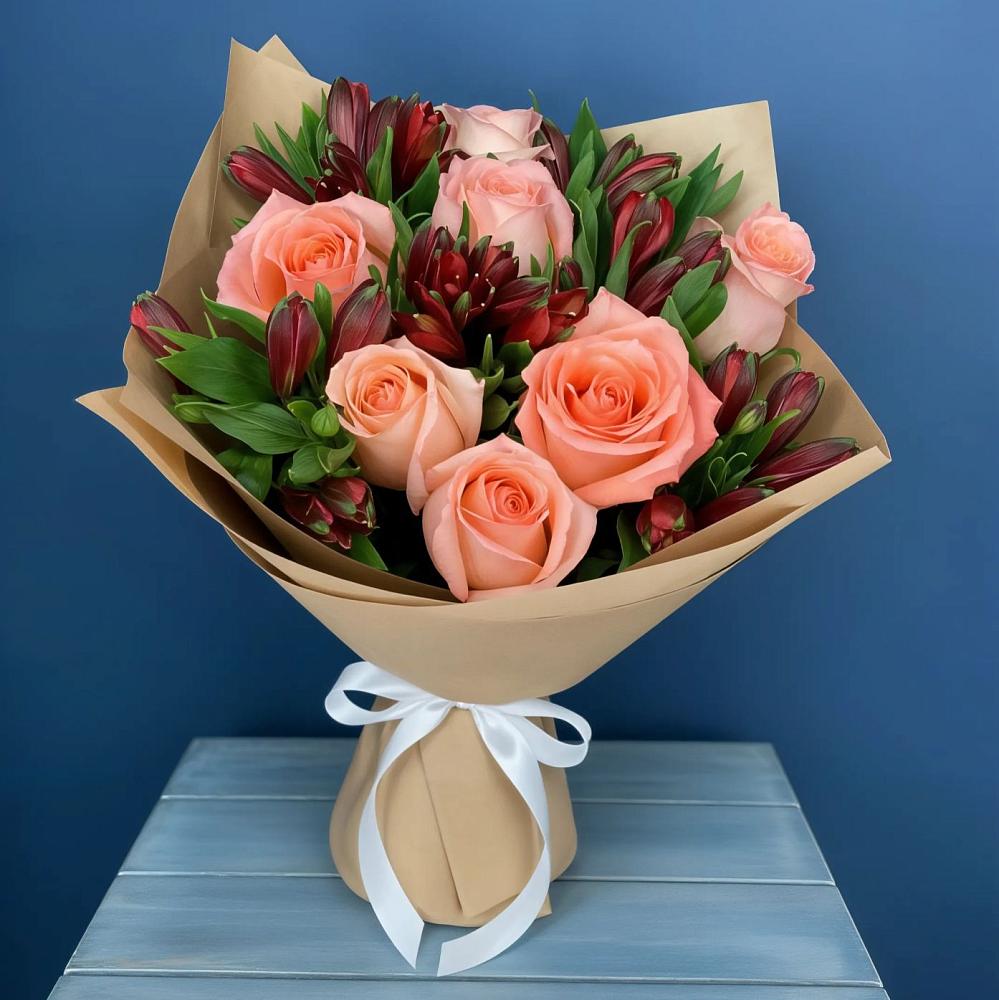 Букет цветов из: Розы и Альстромерии в Шелковке