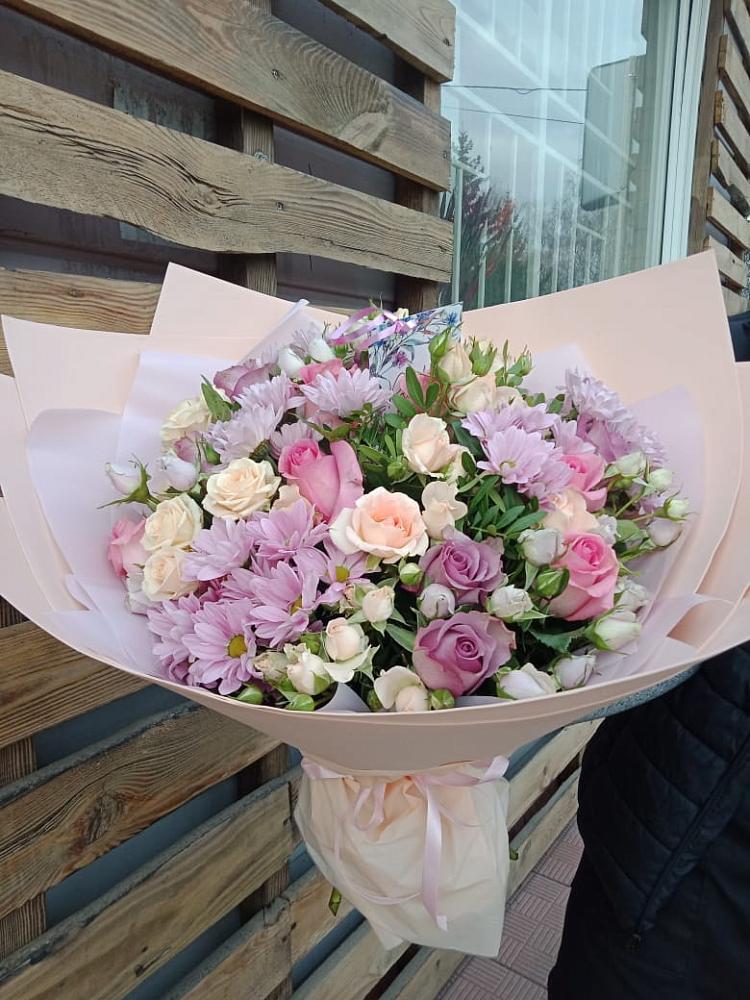 Букет цветов из: Розы и Хризантемы в Шелковке