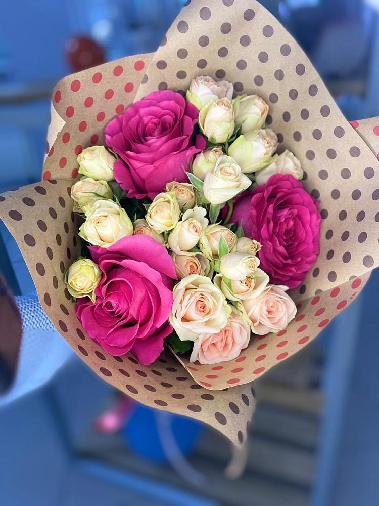 Букет цветов из: Розы в Шелковке