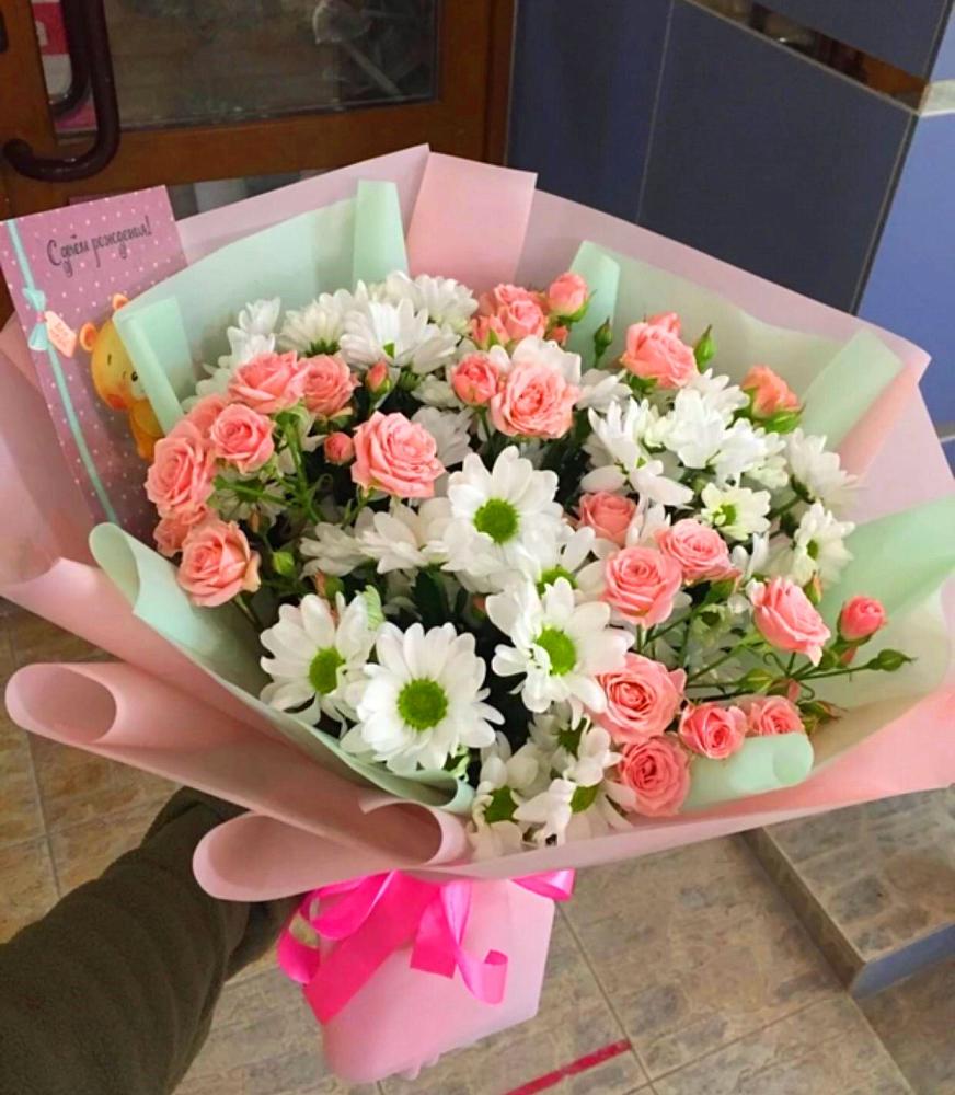 Букет цветов из: Розы и Хризантемы в Шелковке