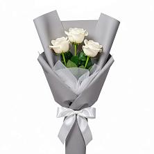 Букет 3 белые розы в Шелковке