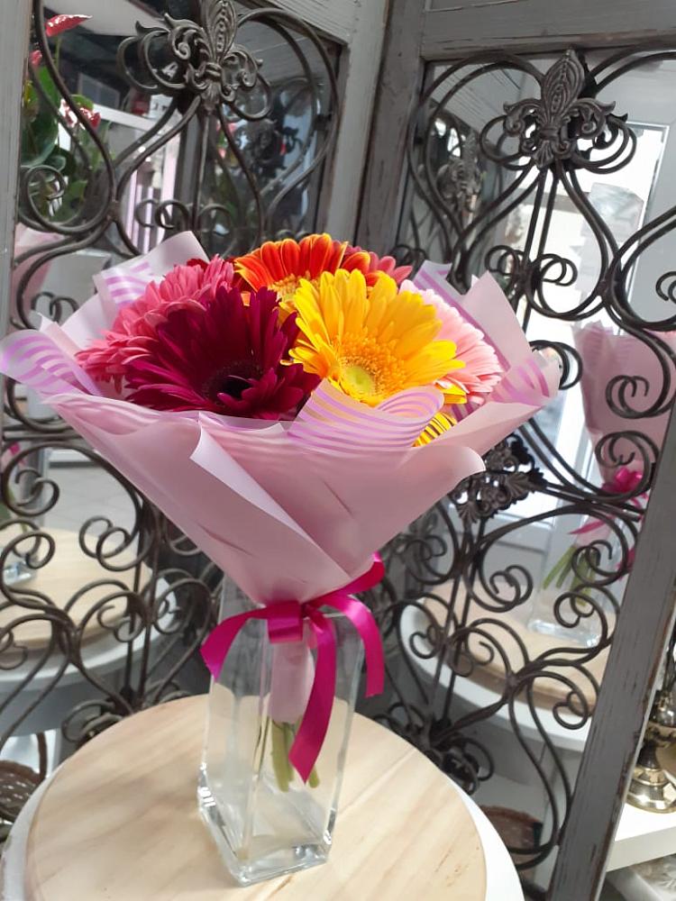 Букет цветов из: Герберы в Шелковке