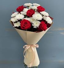 Букет цветов из:  Розы и Хризантемы #REPLACE_PRED# Шелковке