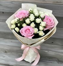Букет цветов из:  Розы #REPLACE_PRED# Шелковке