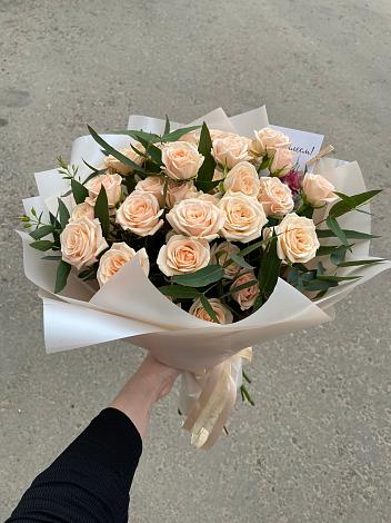Букет Кремовые розы Латте в Шелковке