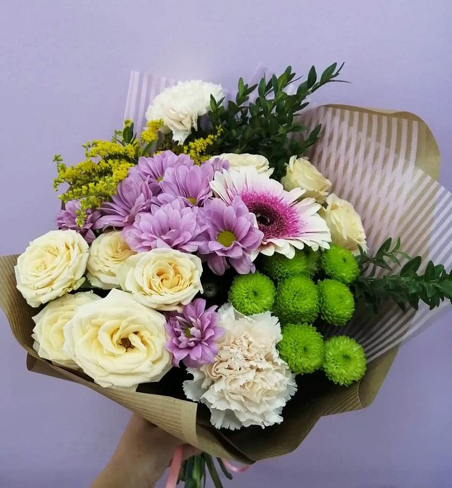 Букет цветов из: Хризантемы, Розы, Гвоздики и Герберы в Шелковке