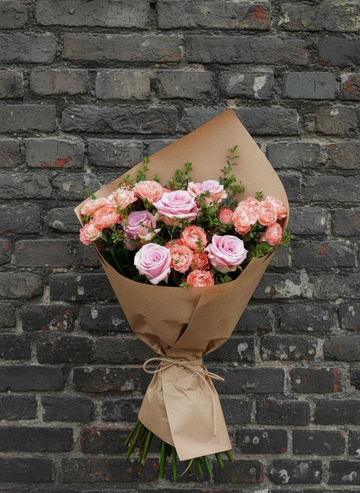 Букет цветов из: Розы в Шелковке