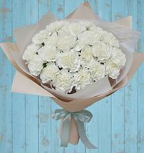 Букет цветов из:  Гвоздики #REPLACE_PRED# Шелковке